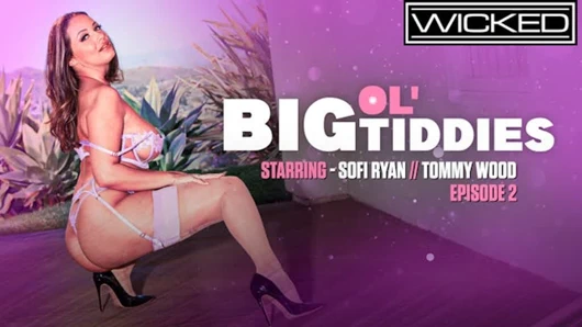 Zavallı amcığı sikilirken Sofi Ryan'ın büyük göğüsleri zıplıyor