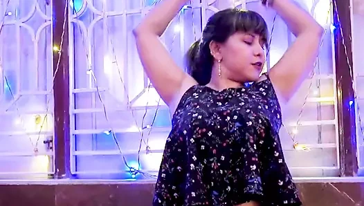 Hintli güzel kız arkadaş.....