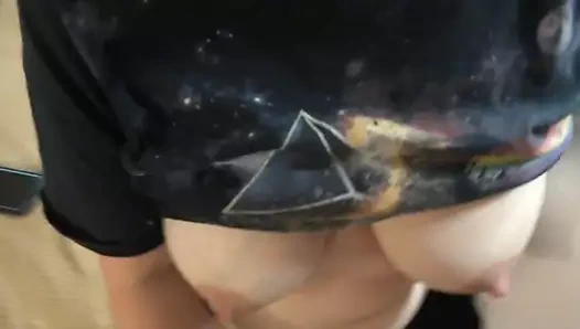 Pmc-lanet karımın emzikli göğüsleri beni çok hızlı cum yapmak