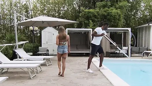 Seksi Kızlar Anal Dölleme - Azgın Alman Çift Derin Göt Sikişiyor Ve Götüne Boşalıyor