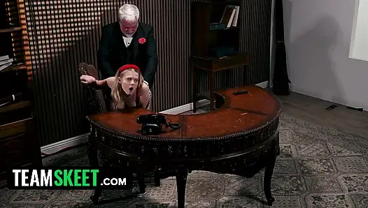 Sapık vaftiz babası: Ona reddedamayacağı ıslak bir amcık verecek