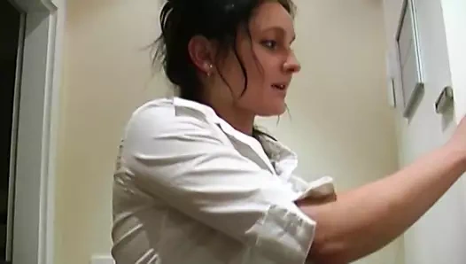 muhteşem alman esmer içinde çorap seviyor emme bir uzun horoz