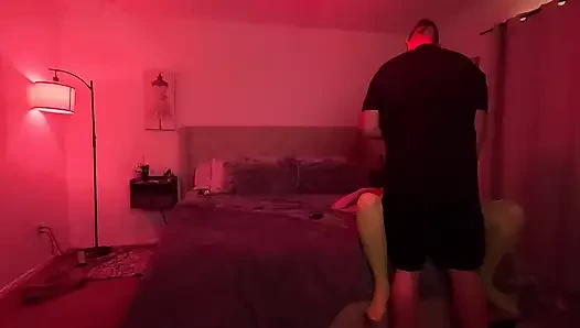 Aldatan ev hanımı