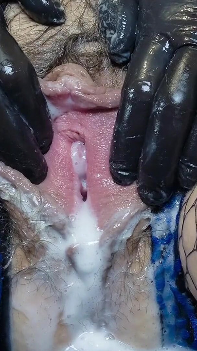 MILF Closeup Big labia Hairy Pussy - Buttplug & Dildo Solo | Clip 3