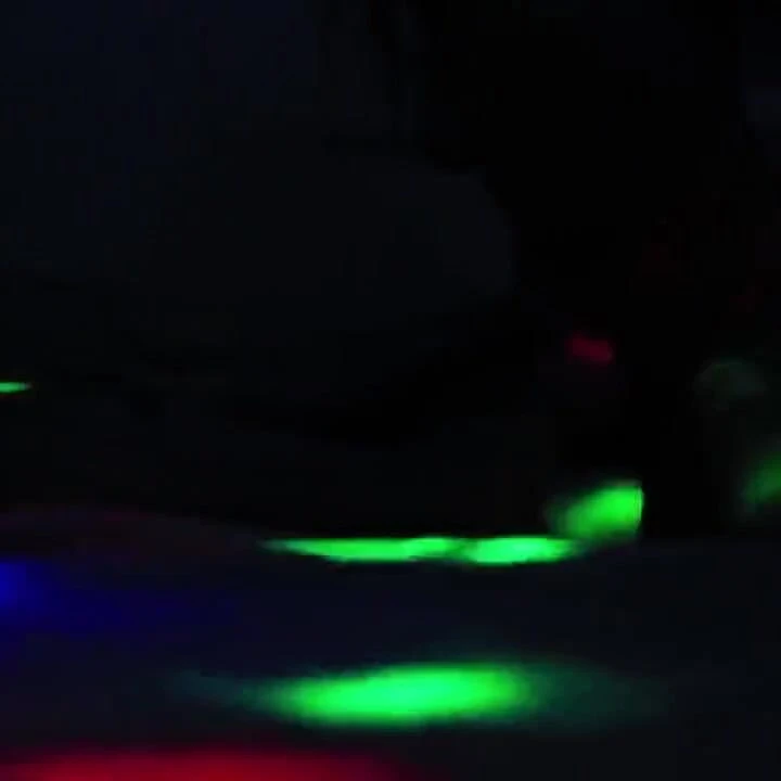 Romantik çift seks partisinde neredeyse yatağı ve kamerayı kırıyor