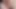 Tokyo solo yaşam mı başlıyor? İnce yeni bir mezun, an tam bir bitişe doğru kıvrılırken kıvrımları hareket halinde