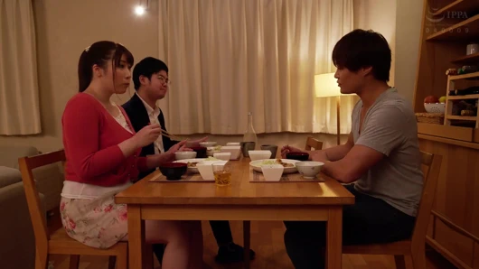 Benim tombul h fincan oyuncak karım - mahalle tarafından boynuzlandı