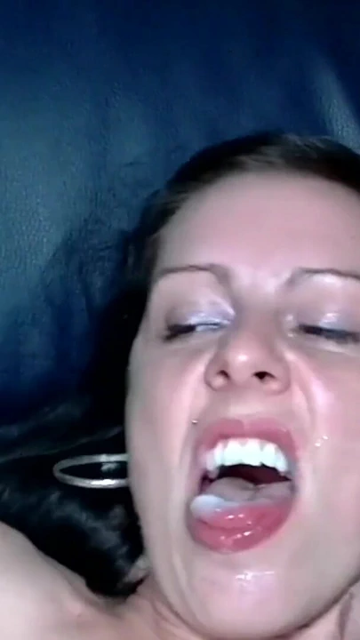 "Karım sikişmesi ve onunla kendim seks yapması için bir adam getirdi mi?"