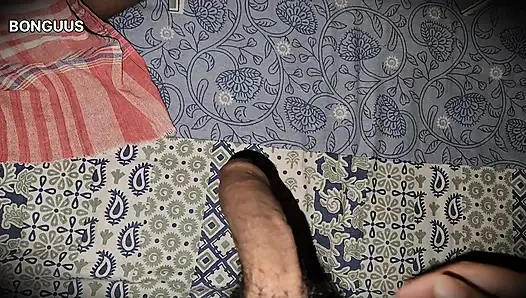Desi Aunty sharing bed when Husband is not at home Hairy Pussy Fucking