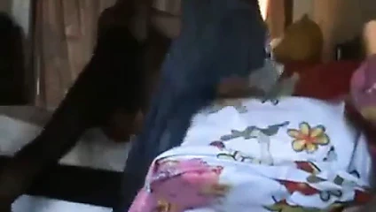 Hint amatör cuckhold eş alır büyük siyah horoz