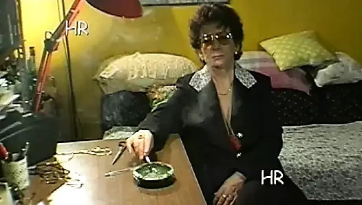 90'lı yılların İtalyan ev yapımı seksi kıllı amcık için nostaljik