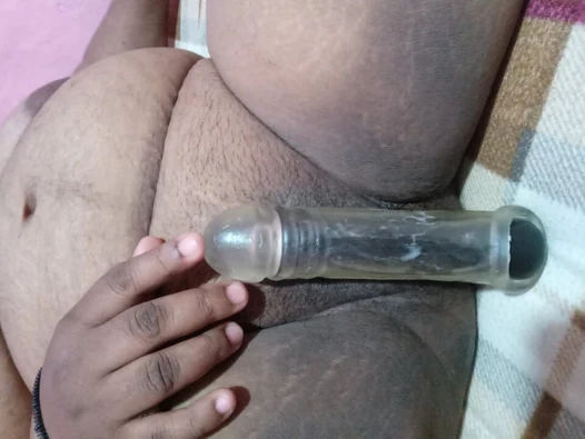 Karımın eğlencesi ve orgazmı için yardım ettim