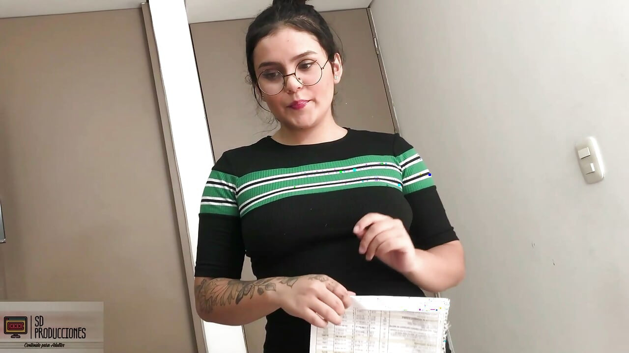 MELANIE CACERES'IN AZGıN KıZı GARIP YARAĞıMı SEVIYOR - İNGILIZCE PORNO