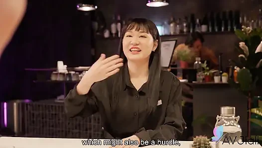 Av idol Joan iş üstünde sikiliyor
