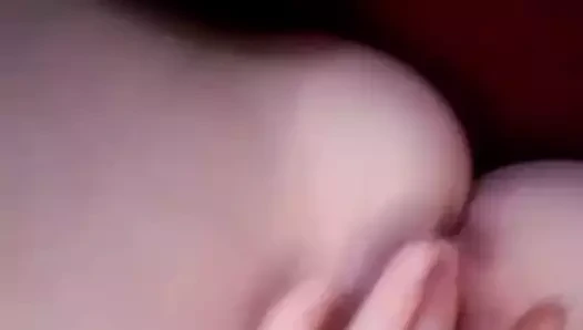 simone befriedigt sich teil 1