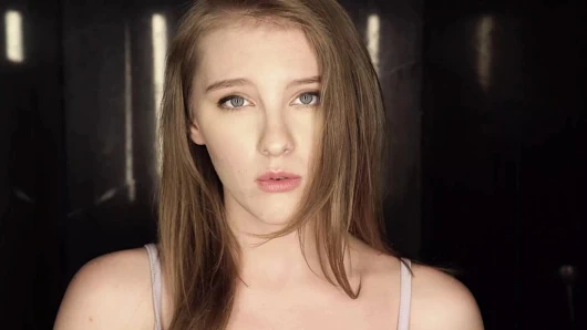 Teenfidelity melodi işaretleri becerikli adam tarafından creampied