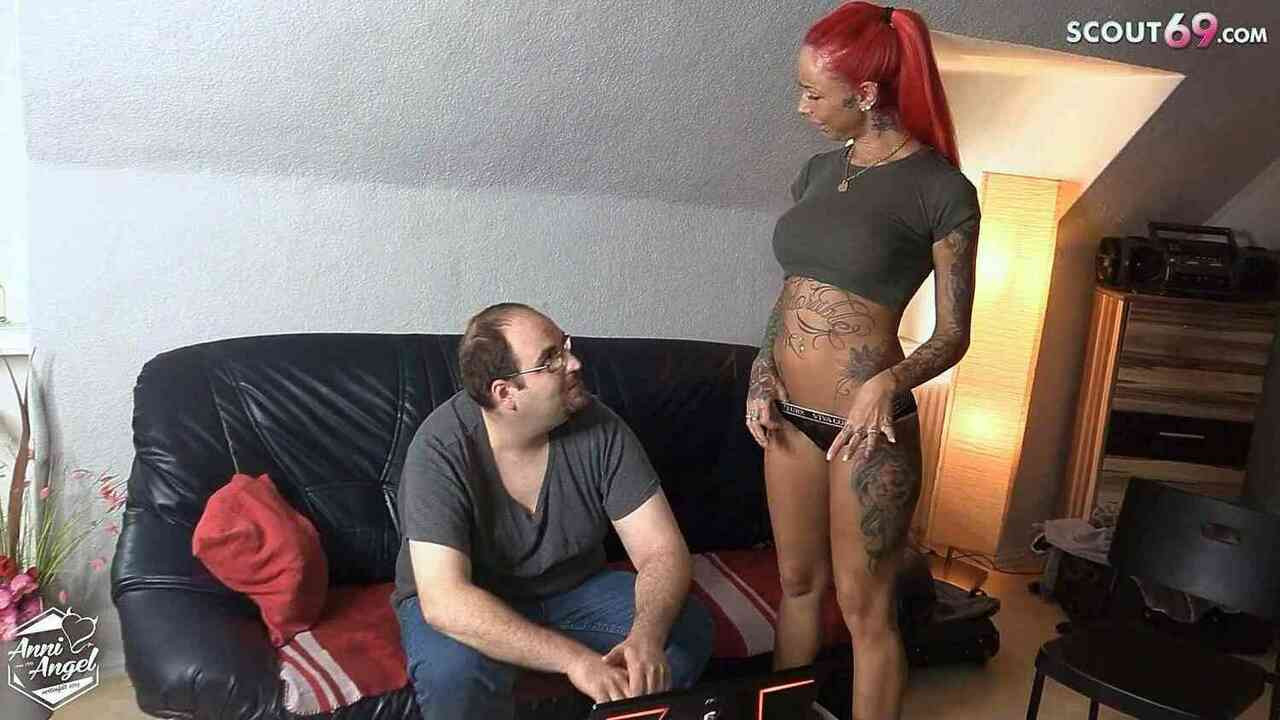 Alman şişman bakire nerd adam gets becerdin tarafından arkadaş arasında kardeş