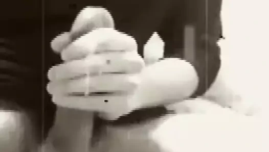 wanking önünde kardeş