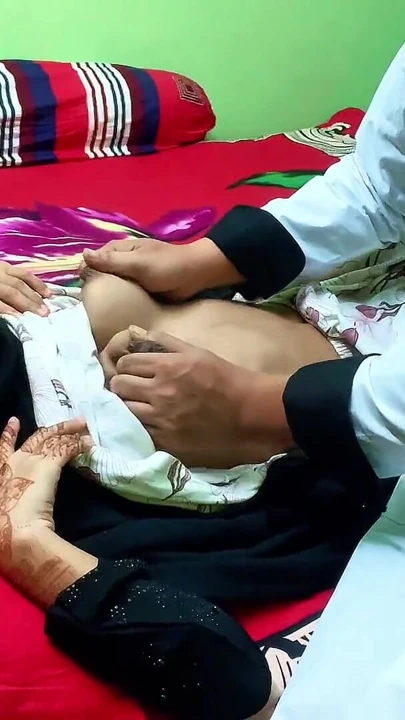 Doktor lütfen beni sert sik artık yapamam | Klip 1