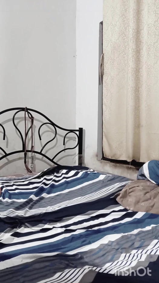 Aldatan Koca, Temizlikçiyi Kullanarak Bir Kişisini Yaladı
