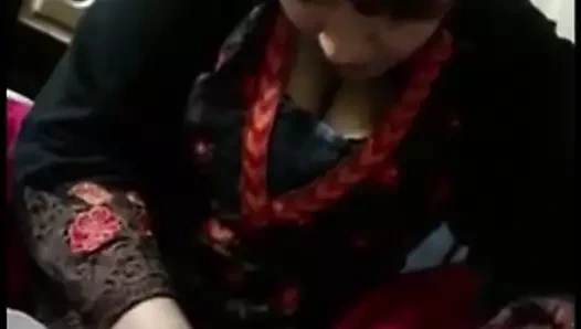 BHABHI NE KATE BHAI KE BAAL