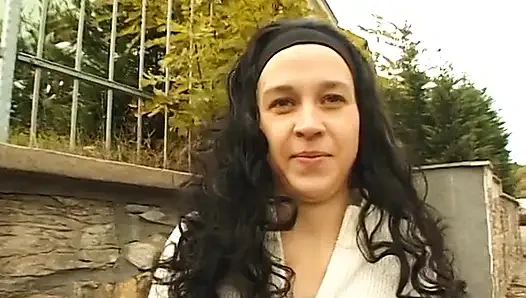 Onu takip eden şey çok fazla para değildi