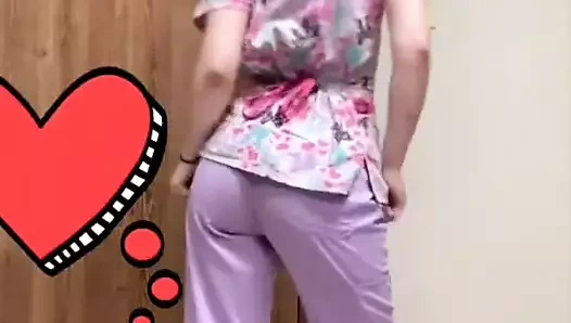 Infirmiere  au boulot , et ..... chez  elle , coquine