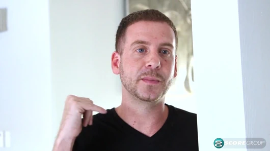 Dünyanın en büyük sütyenli hizmetçisi