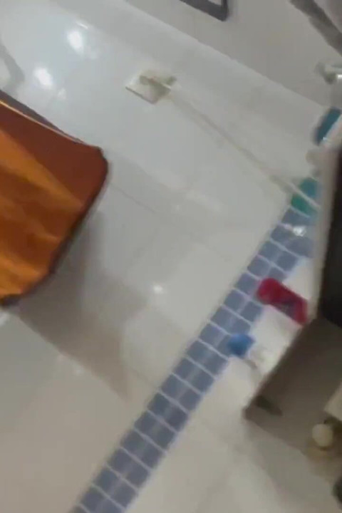 Ve banyoda boşalma