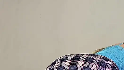 Alice Klay'den Yaramaz Uzaylı Için Sulu Ayak Fetişi Gösterisi