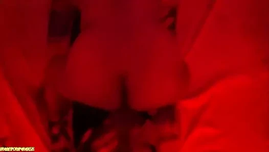 Olgun Tayland kadın kahrolası ve anal bitiş