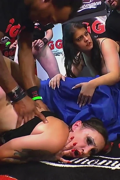 GGG - Bonita - Das Сперма Luder! Теперь хардкор трахнули и много спермы!