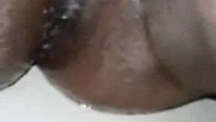 Sneak Preview, Bathtime