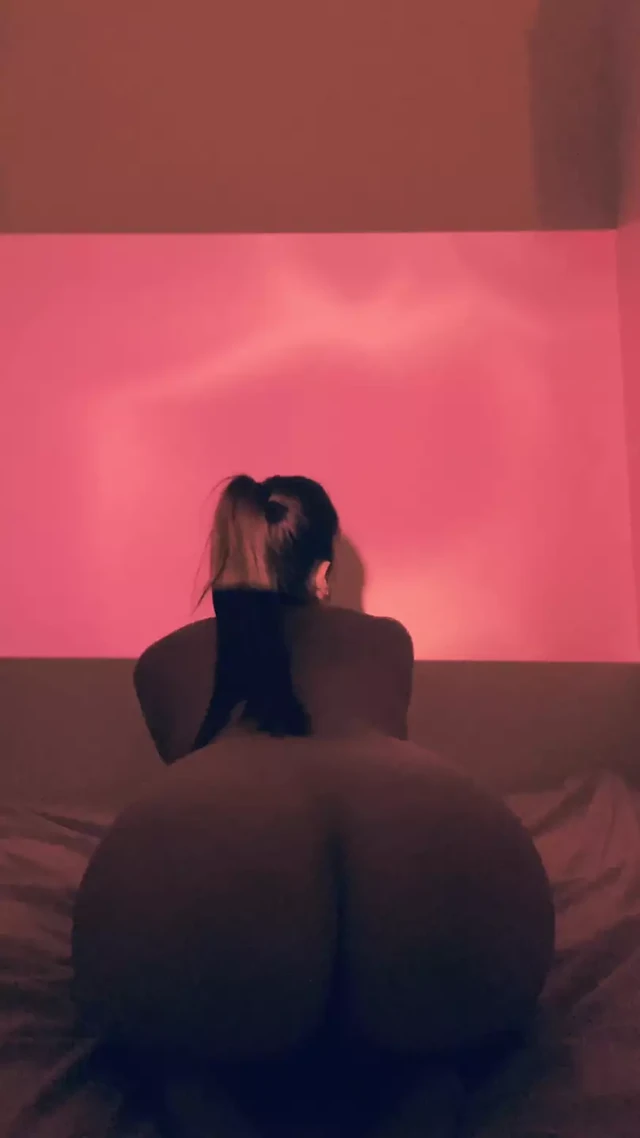 İyi kızının sana bir hediyesi var