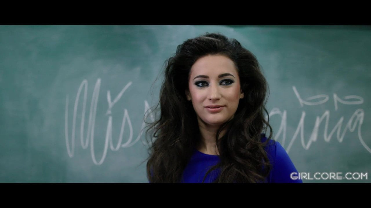 Angela beyaz &amp; georgia jones bratty kız öğrenciler cezalandırmak