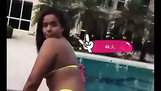 Moviendo el culote