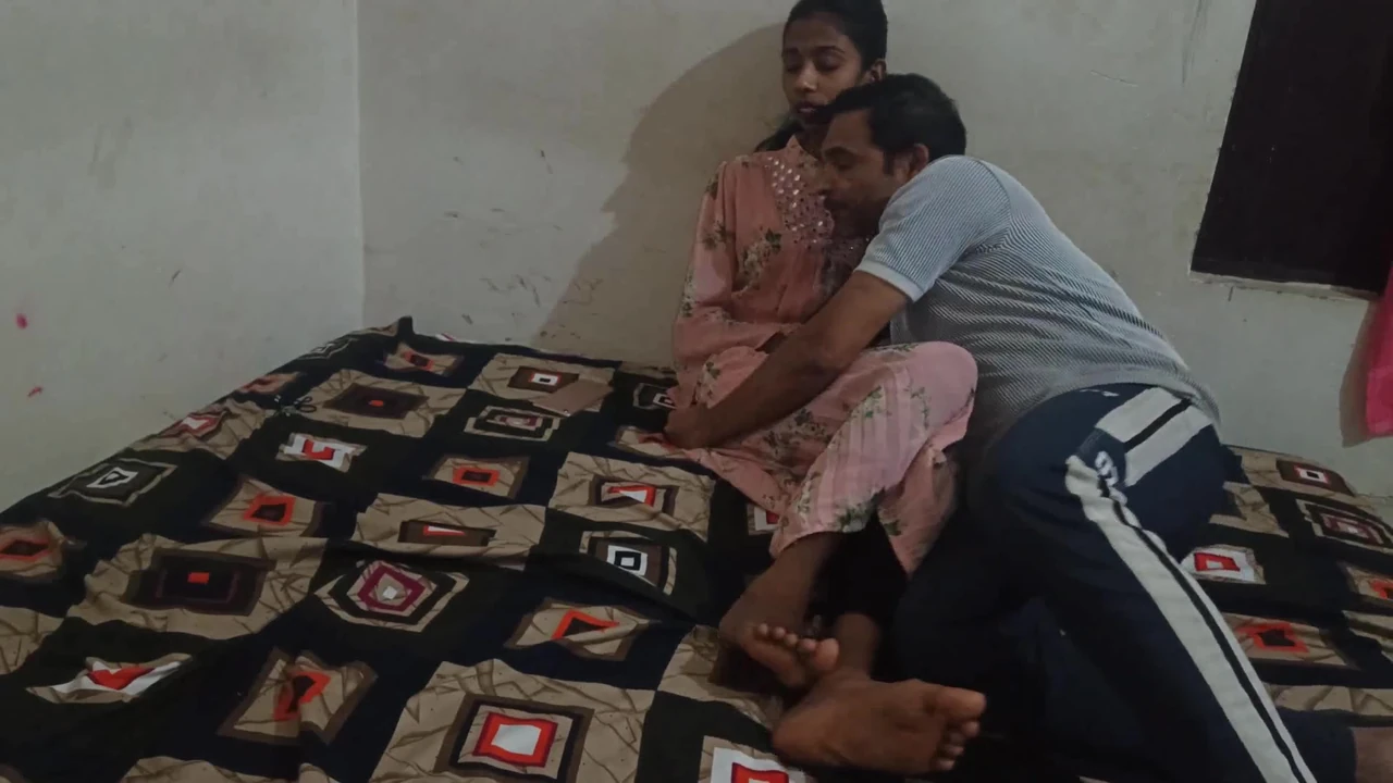 मेरे पति ने मुजे पेला