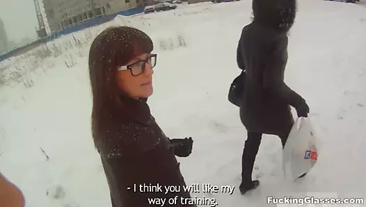 lanet gözlük - bir spor salonunda anal egzersiz