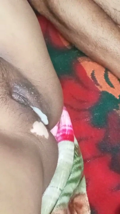 Indian Desi girl and boy masturbation in bed  hand job | Clip 2