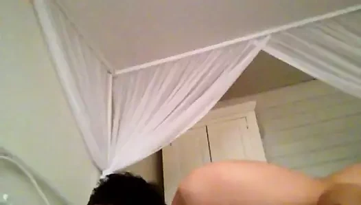 Müşteri ile genç adam