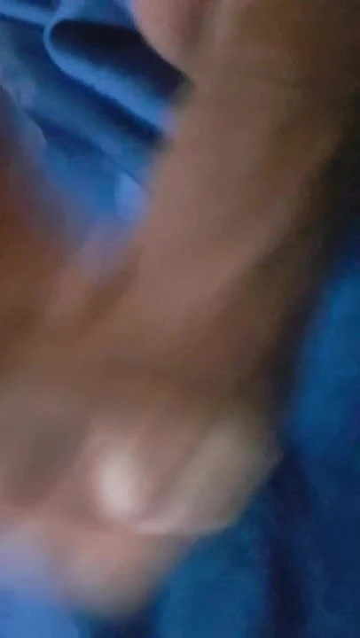 MIT SILBERKETTE ABGEBUNDEN