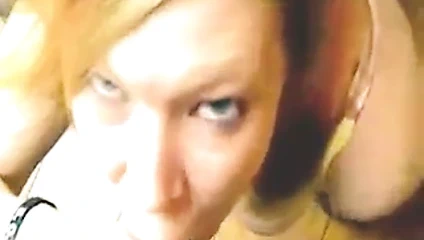 Sıcak amatör hottie becerdin