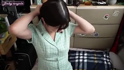 Yeni memur 23 büyük memeli güzellik derin ritimle boğuluyor ve tekrarlanan orgazm döllenmeyle bitiyor