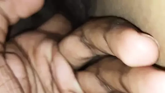 kıllı KEDİ parmak