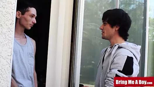 Bringmeaboy sıska adam güçlü ve justin taş eyersiz