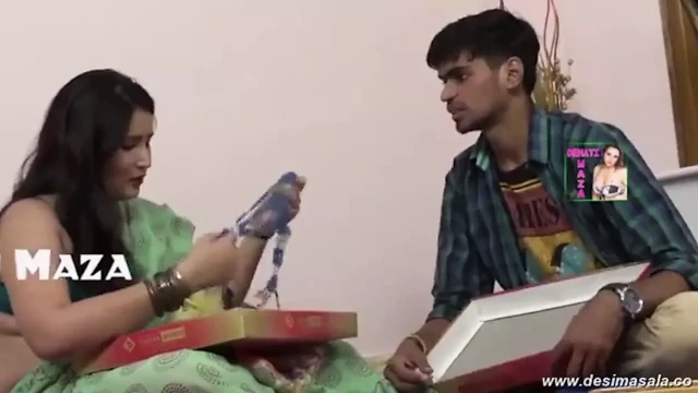 Surekha desi aunty içinde saree sıcak seks