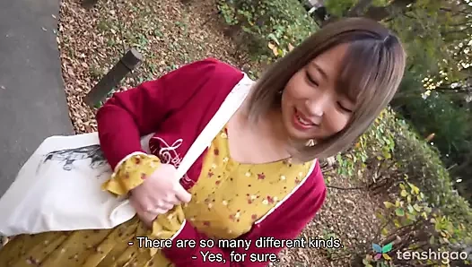 Kotone Fujiki anime karakterlerini düşünerek mastürbasyon yapmayı seviyor