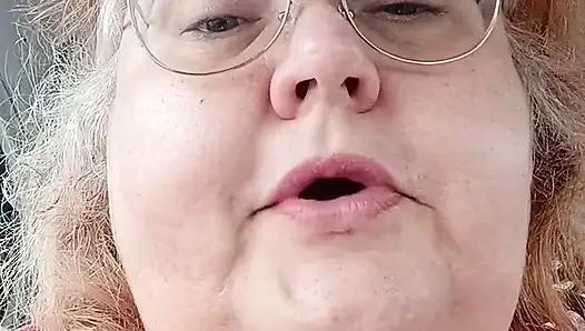 Starbucks hediye kartıyla yaptığım ikramın tadını çıkarıyor ve konuşuyor