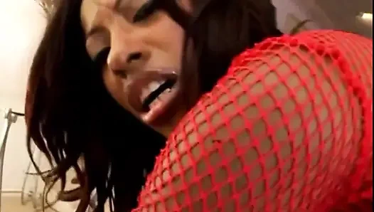 Büyük siyah göt sikişiyor yarak emiyor