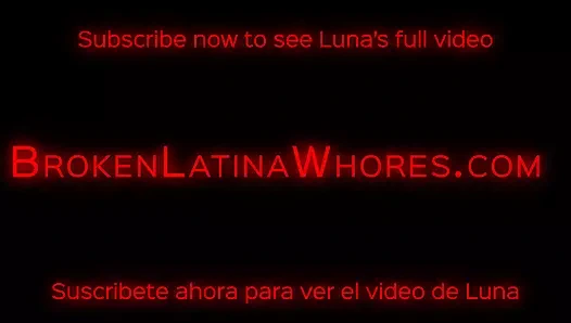 20 yaşındaki yarak soketi luna sikiliyor ve acımasızca kırbaçlanıyor